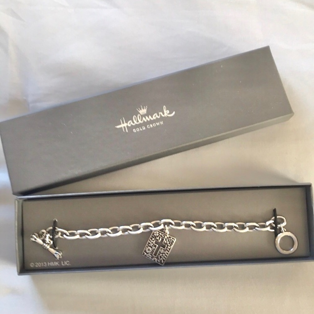 BRACELET - Hallmark silver cross bracelet - new in box